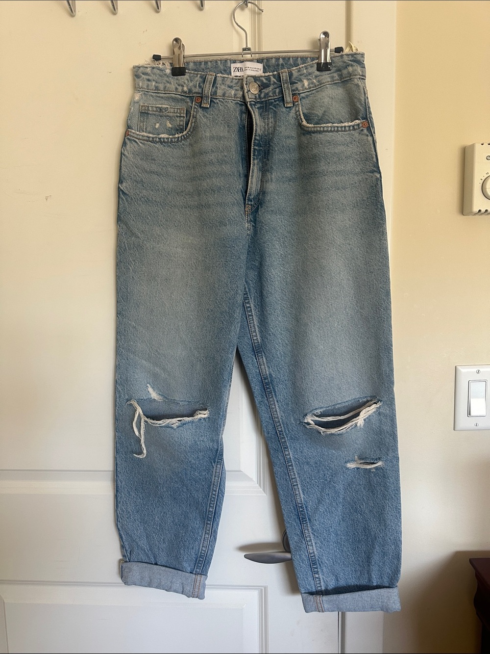 Zara Light Wash Distressed Relaxed Mom Jeans